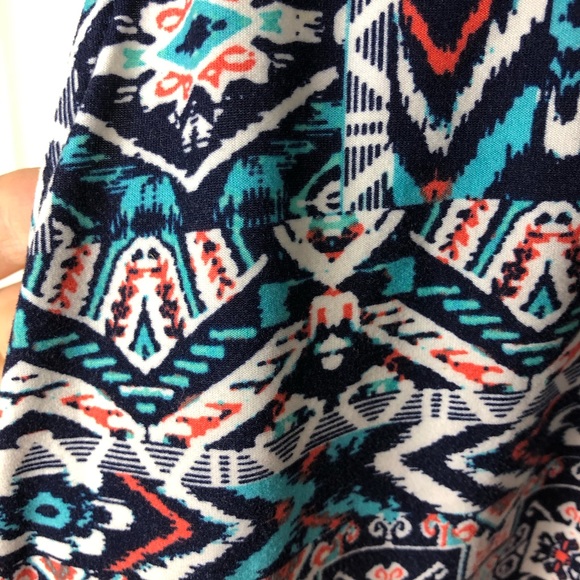 Two Tank Tops - Picture 3 of 6